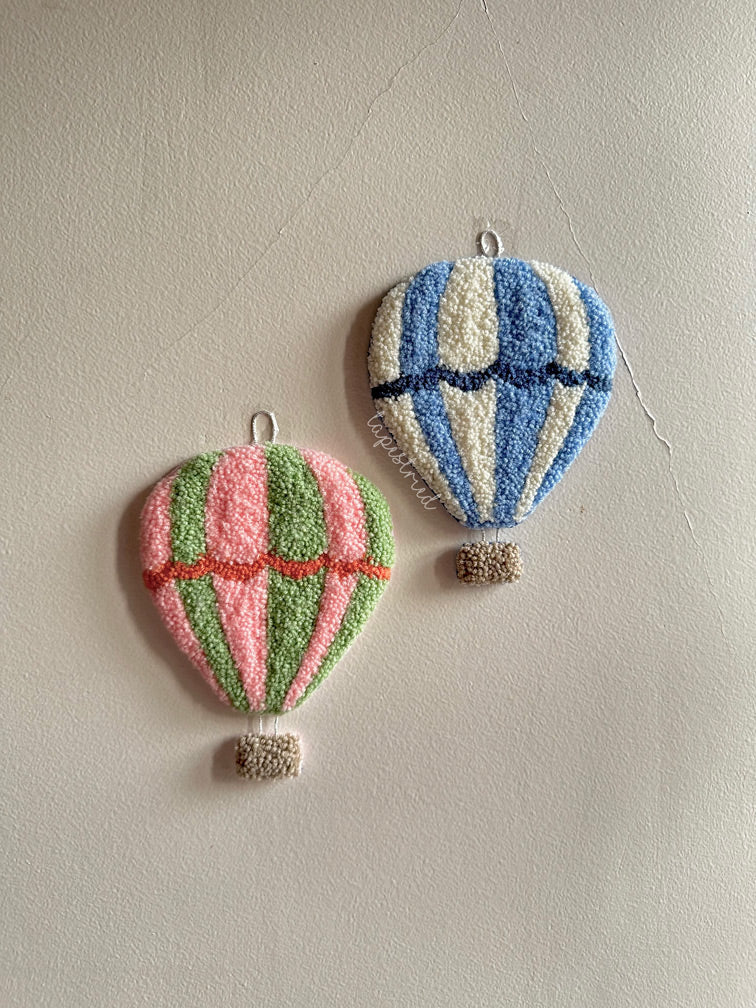 Hot air balloon