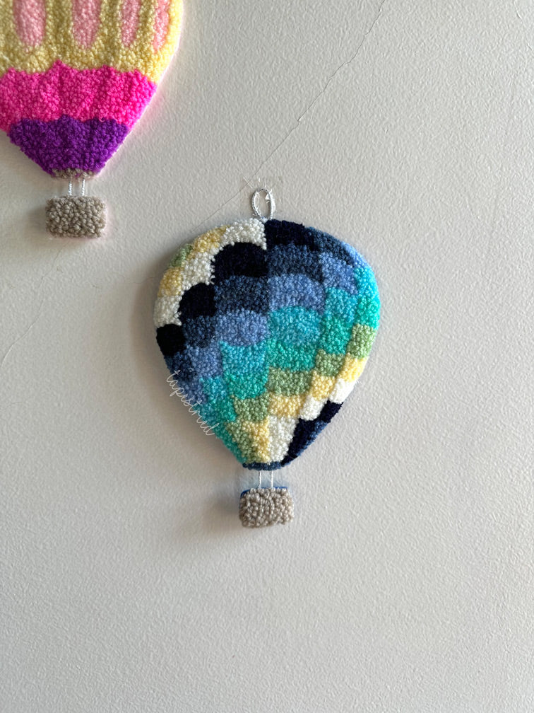 Hot air balloon