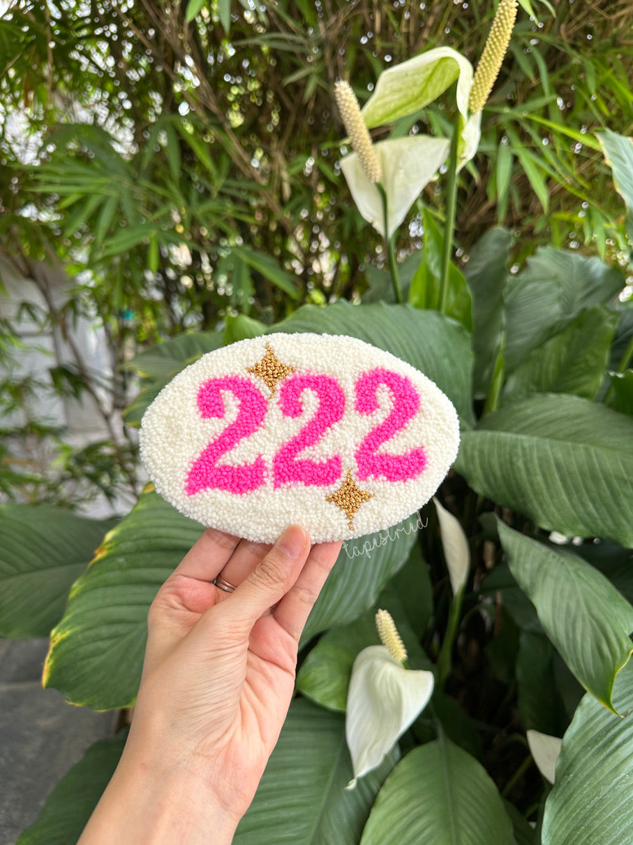 222 Mug Rug