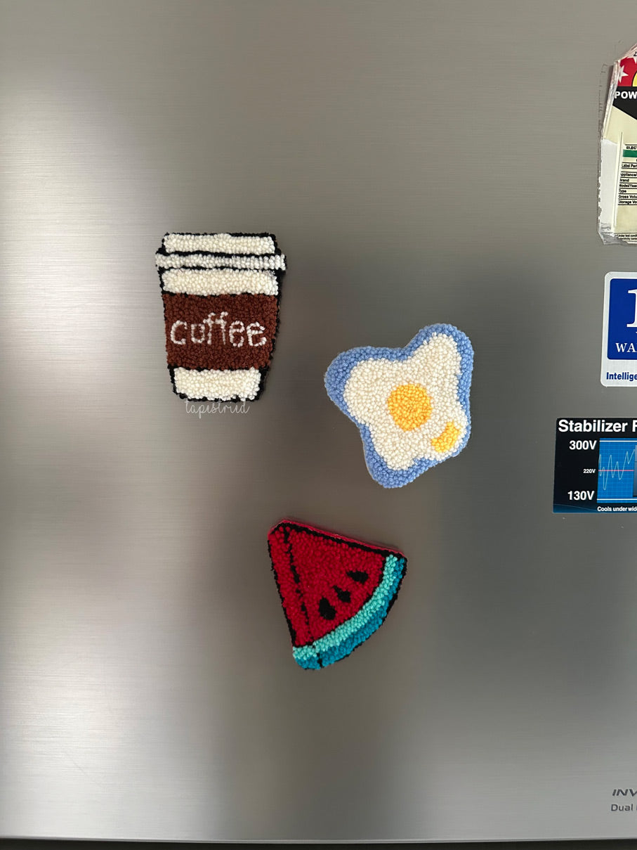 Coffee mug magnet