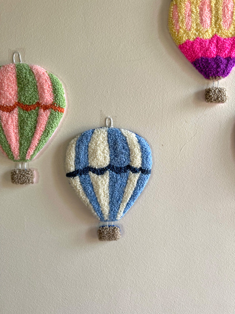 Hot air balloon