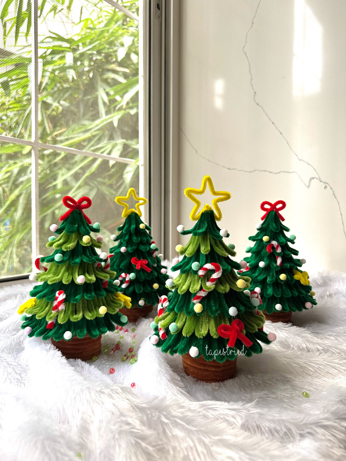 Single coloured Christmas Tree