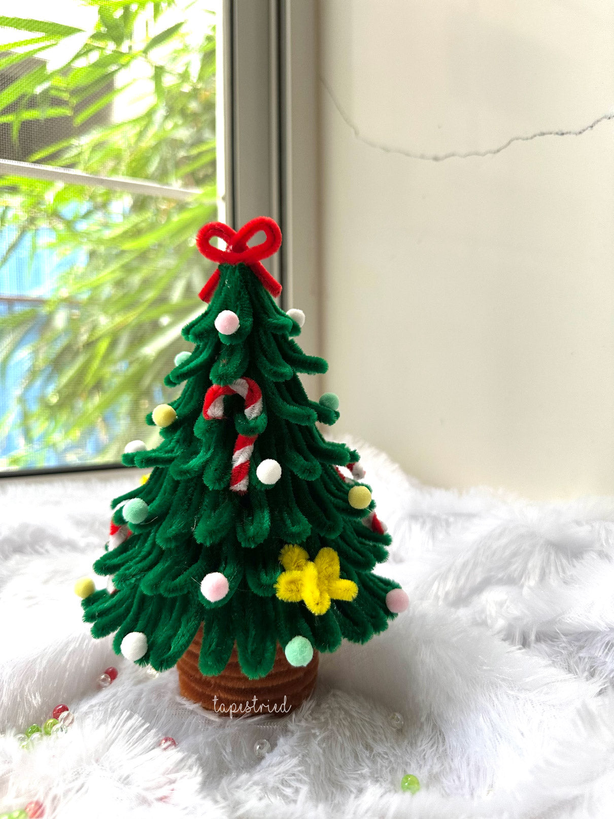 Single coloured Christmas Tree