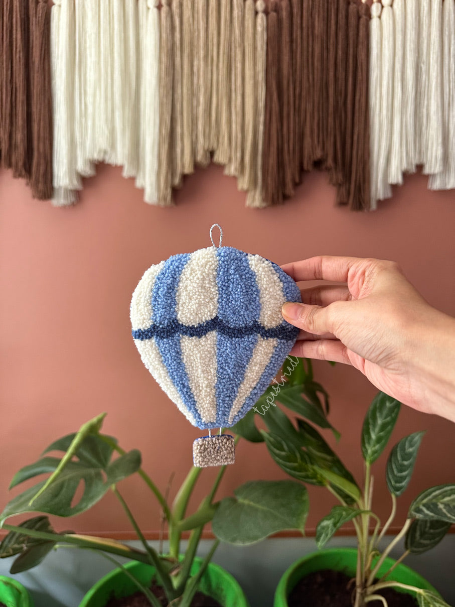Hot air balloon
